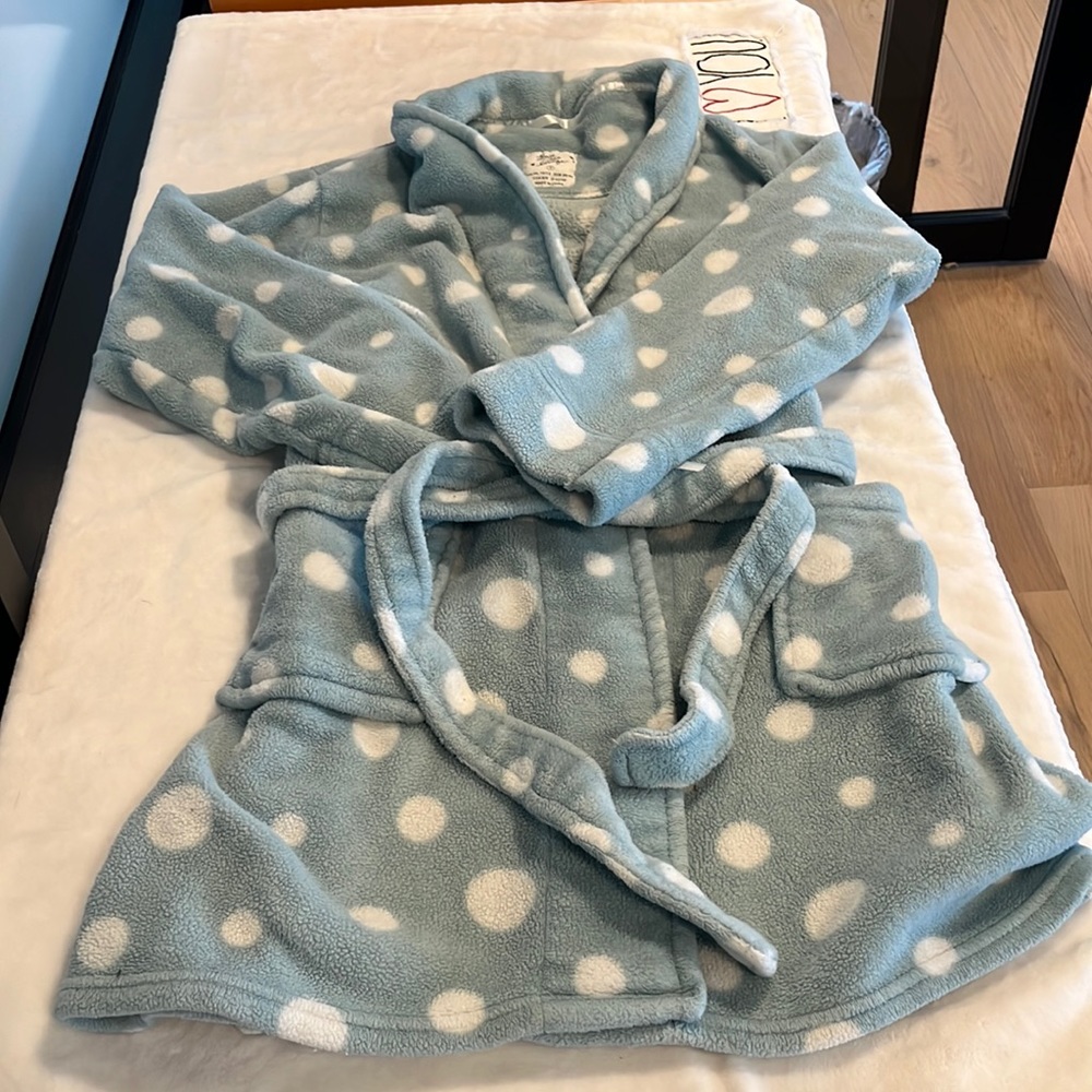 Women robe